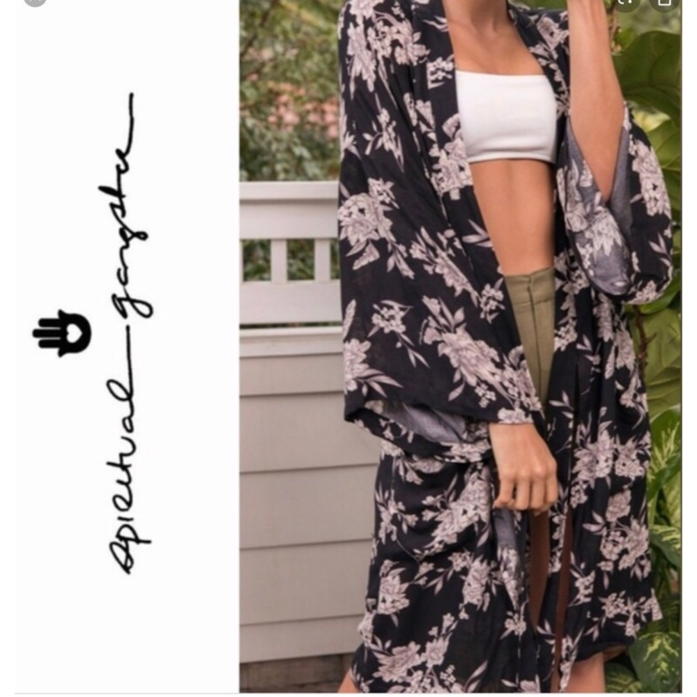 NWOT Spiritual Gangster Maya Kimono